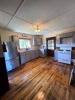 17-19 Lafountain Street in Burlington, VT - Building Photo