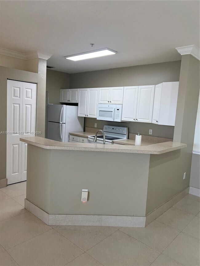 4700 SW 160th Ave in Miramar, FL - Building Photo - Building Photo