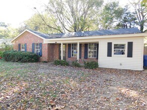 3135 Briarwood Dr in Horn Lake, MS - Building Photo - Building Photo