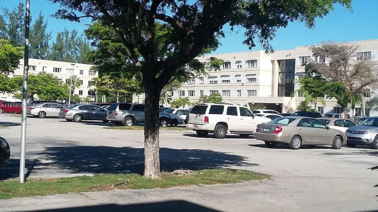 14850 Naranja Lakes Blvd in Homestead, FL - Building Photo