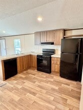 20452 Vick Dr in New Caney, TX - Building Photo - Building Photo