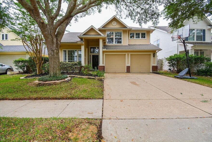 4007 Gazebo Ln in Sienna, TX - Foto de edificio