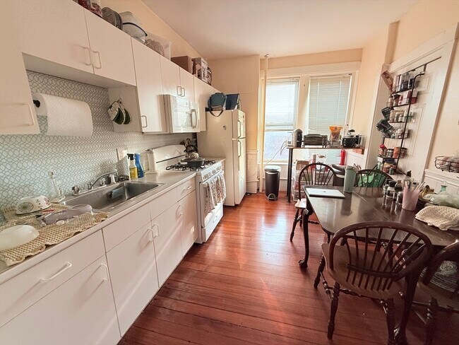 property at 220 Washington St