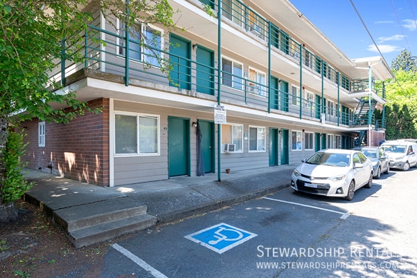 property at 1827 Harris St