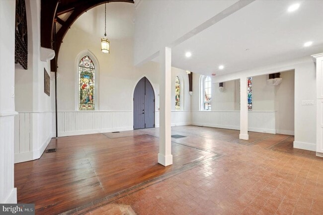 property at 430 York Rd