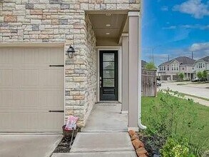 5502 Amber Brook Ln in Fulshear, TX - Building Photo - Building Photo
