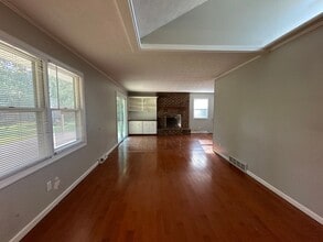 7963 Pine Hollow Dr SE in Alto, MI - Building Photo - Building Photo