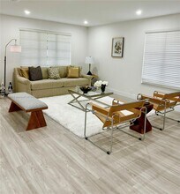 845 Ludlam Dr in Miami Springs, FL - Building Photo - Building Photo