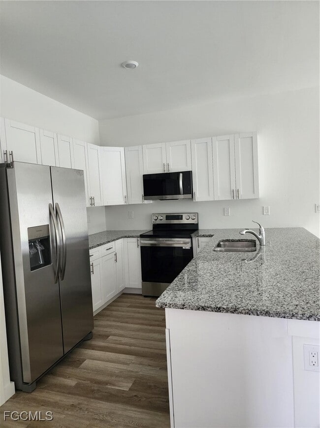 2431 Lola Ave S in Lehigh Acres, FL - Building Photo - Building Photo