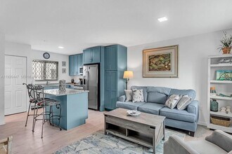 10877 Overseas Hwy in Marathon, FL - Building Photo - Building Photo