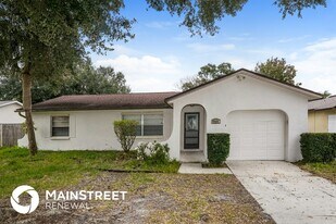 2208 Spring Cir in Cocoa, FL - Building Photo