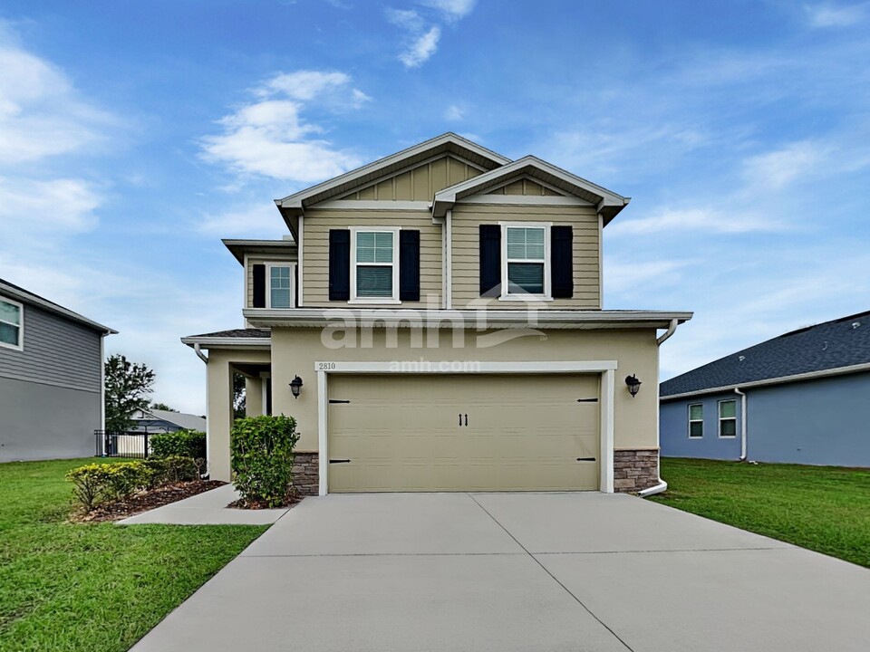 2810 Wilder Meadows Ln in Plant City, FL - Building Photo