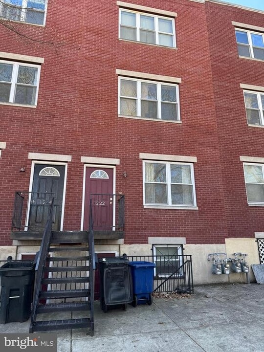 1222 S 45th St in Philadelphia, PA - Building Photo
