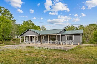 207 Jemison St in Talladega, AL - Building Photo - Building Photo