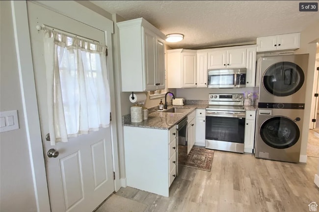 2672 W 5750 S in Roy, UT - Building Photo - Building Photo