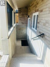 513 Blair Creek Dr in Kitchener, ON - Building Photo - Building Photo