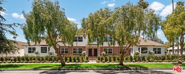 property at 831 Idaho Ave