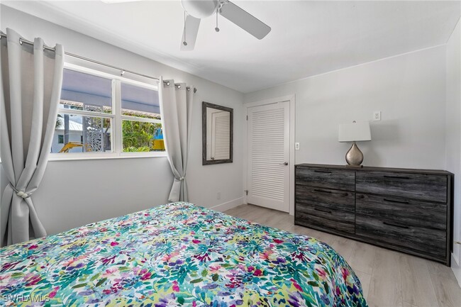 property at 1140 Rainbow Dr