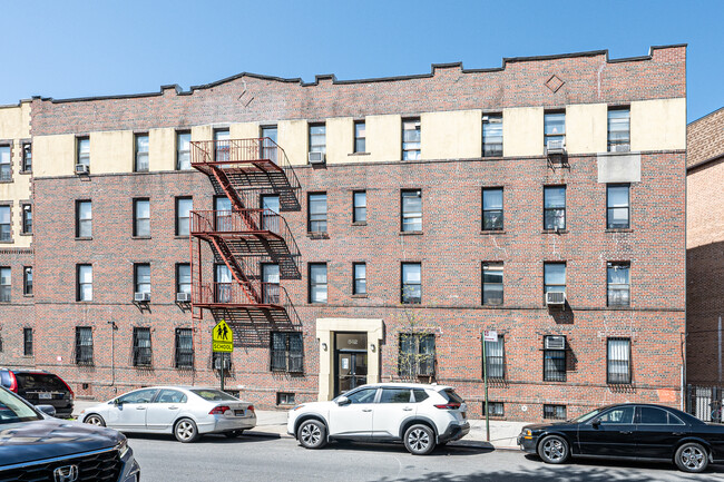 542-556 Dahill Rd in Brooklyn, NY - Building Photo - Building Photo