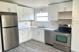 2376 Case Ln in North Fort Myers, FL - Building Photo