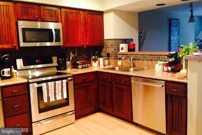 5046 9th St S in Arlington, VA - Building Photo - Building Photo