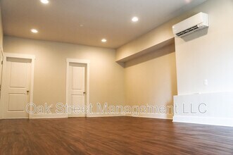 6396 Fairview Rd in Chattanooga, TN - Foto de edificio - Building Photo