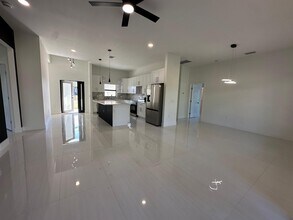 4208 10th St SW in Lehigh Acres, FL - Building Photo - Building Photo