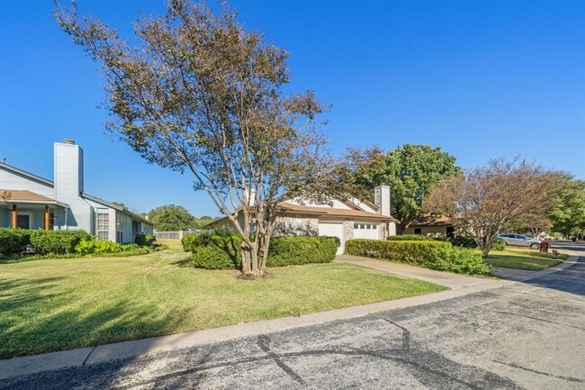 11604 Norwegian Wood Dr in Austin, TX - Building Photo - Building Photo