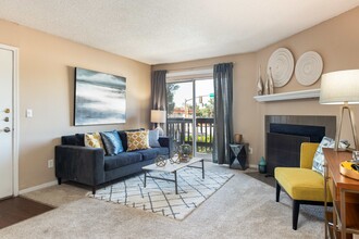 Cambrian Apartments in Aurora, CO - Building Photo - Building Photo