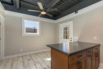 138 Sloan St in Franklin, NC - Foto de edificio - Building Photo