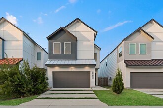 4404 Ibiza Ln in Houston, TX - Building Photo - Building Photo