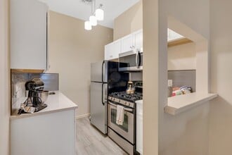 1110 Clinton St in Hoboken, NJ - Building Photo - Building Photo