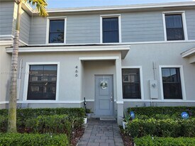 466 NE 12th St in Florida City, FL - Building Photo