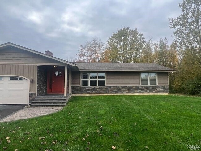 7056 Island Rd in Cicero, NY - Building Photo - Building Photo