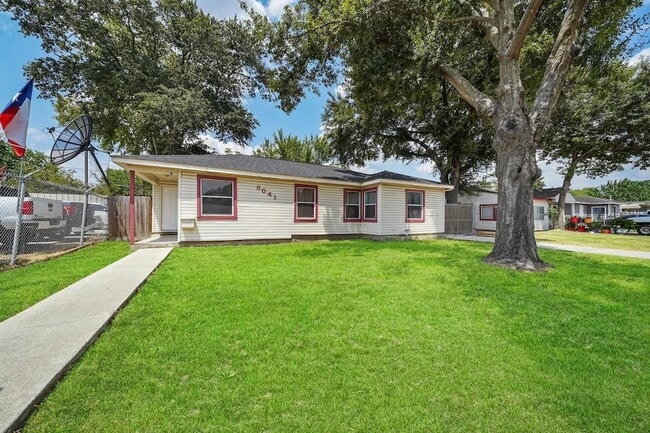 property at 8041 Howard Dr