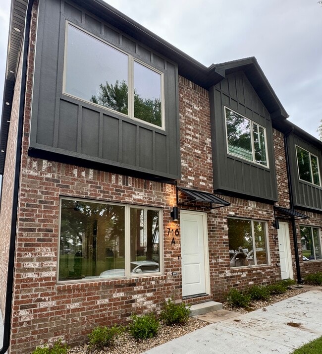 716 N Olive St in North Little Rock, AR - Foto de edificio - Building Photo