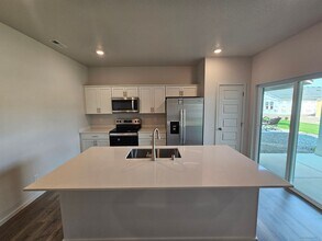 3543 Keller Ln in Spokane Valley, WA - Building Photo - Building Photo