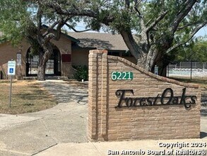 7011 Forest Moss St in San Antonio, TX - Building Photo - Building Photo