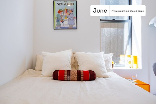 Room in Shared 3.0 bed/3 bath home in New York, NY - Building Photo - Building Photo