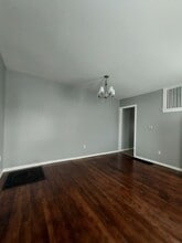 17 W Shields St in Newark, OH - Building Photo - Building Photo