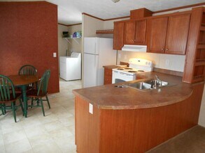 24 Henderson Ln in Milford, ME - Building Photo - Building Photo