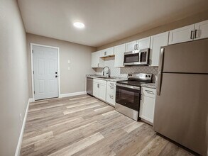 9871 Guidy Ln in Pensacola, FL - Building Photo - Building Photo