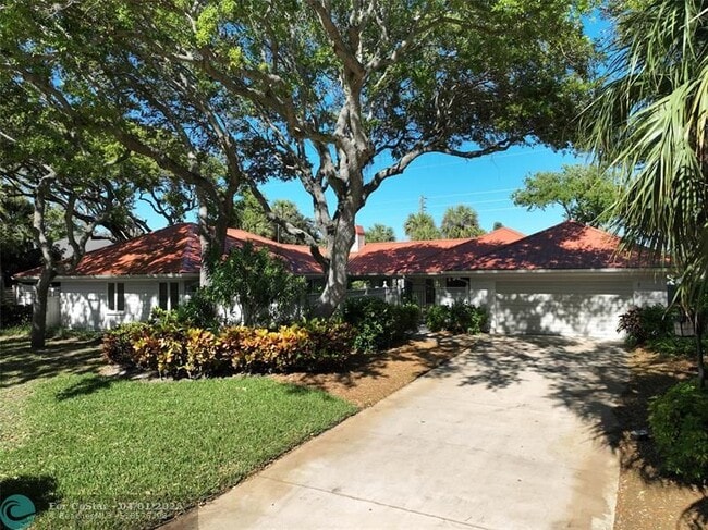 1200 Poitras Dr in Vero Beach, FL - Building Photo - Building Photo