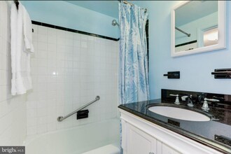 6222 Rockhurst Rd in Bethesda, MD - Building Photo - Building Photo