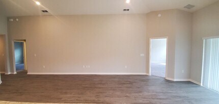 637 Vittorio Dr in Winter Haven, FL - Building Photo - Building Photo