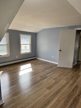 448 Central St-Unit -2 in Saugus, MA - Building Photo - Building Photo