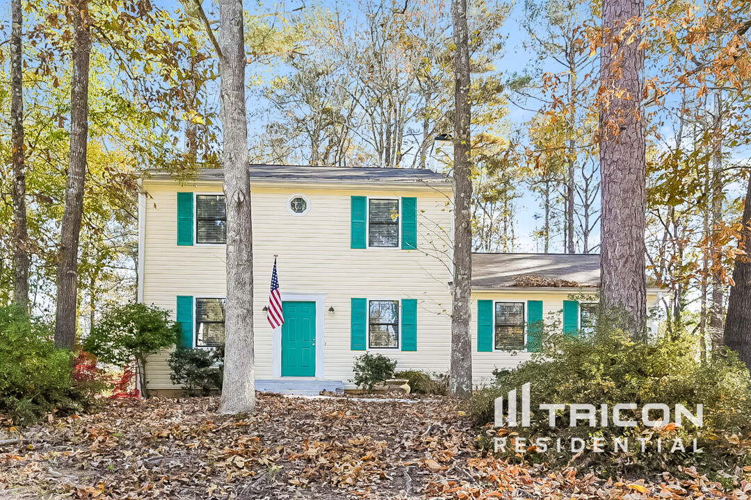 2379 Moseley Pl SW in Marietta, GA - Building Photo