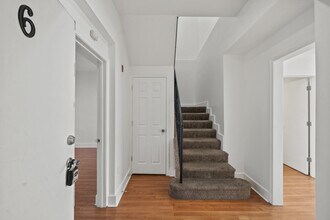 407 N Charles St in Baltimore, MD - Foto de edificio - Building Photo