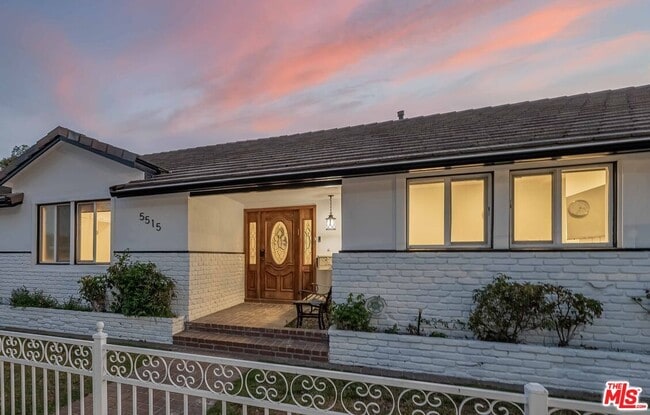 property at 5515 Longridge Ave
