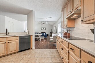 40 Sugar Creek Pl in Waco, TX - Foto de edificio - Building Photo